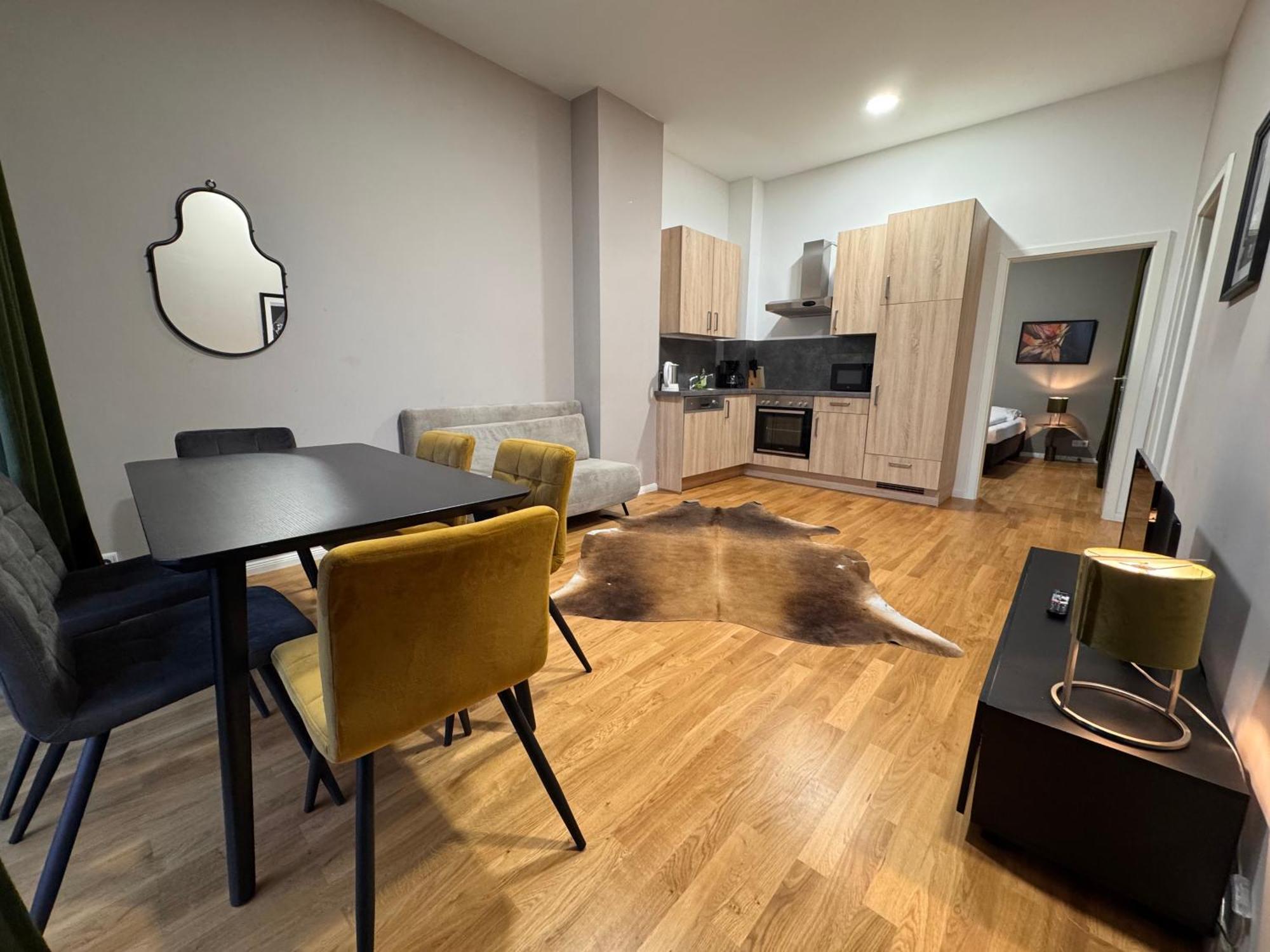 Apartment Living *